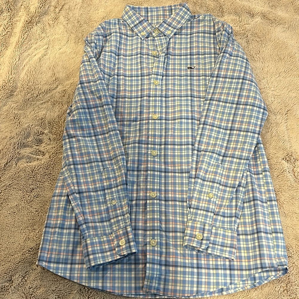 Boys VV performance dress shirt size medium
